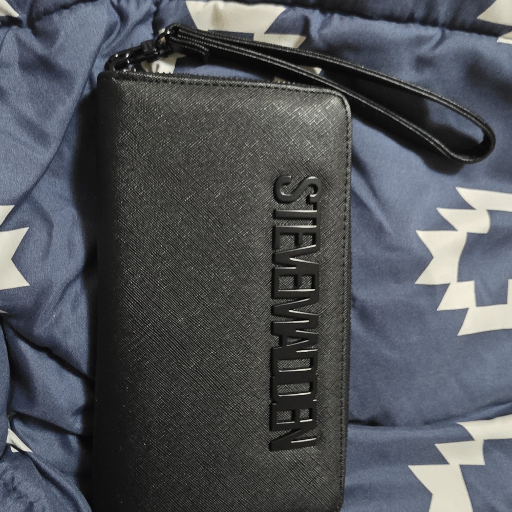 Steve Madden Embossed Black Wristlet Wallet